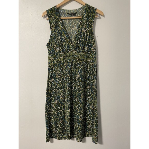 BCBGMaxAzria Dresses & Skirts - BCBG Maxazria Multicolor Green Brown Teal V-neck Empire Waist Sleeveless Dress S